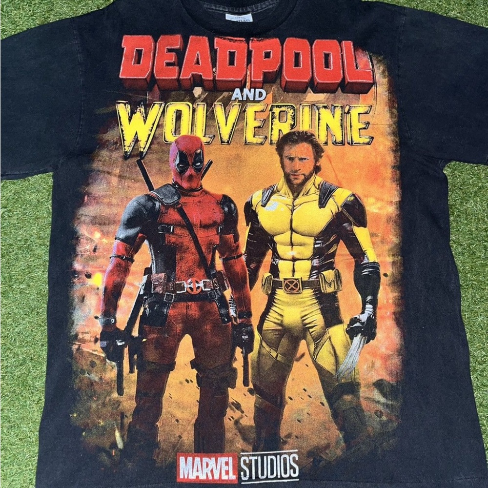 Marvel Black Deadpool and Wolverine T-Shirt